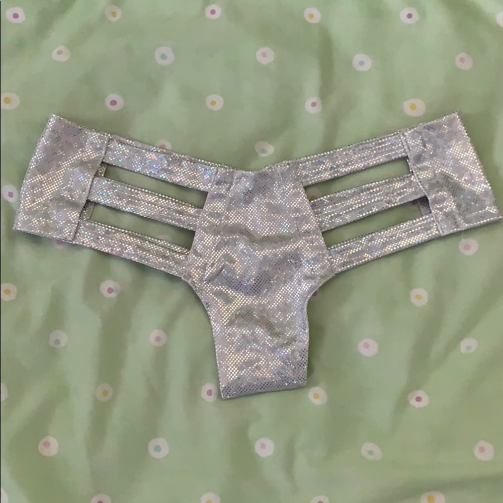 Holographic rave cut out bottoms